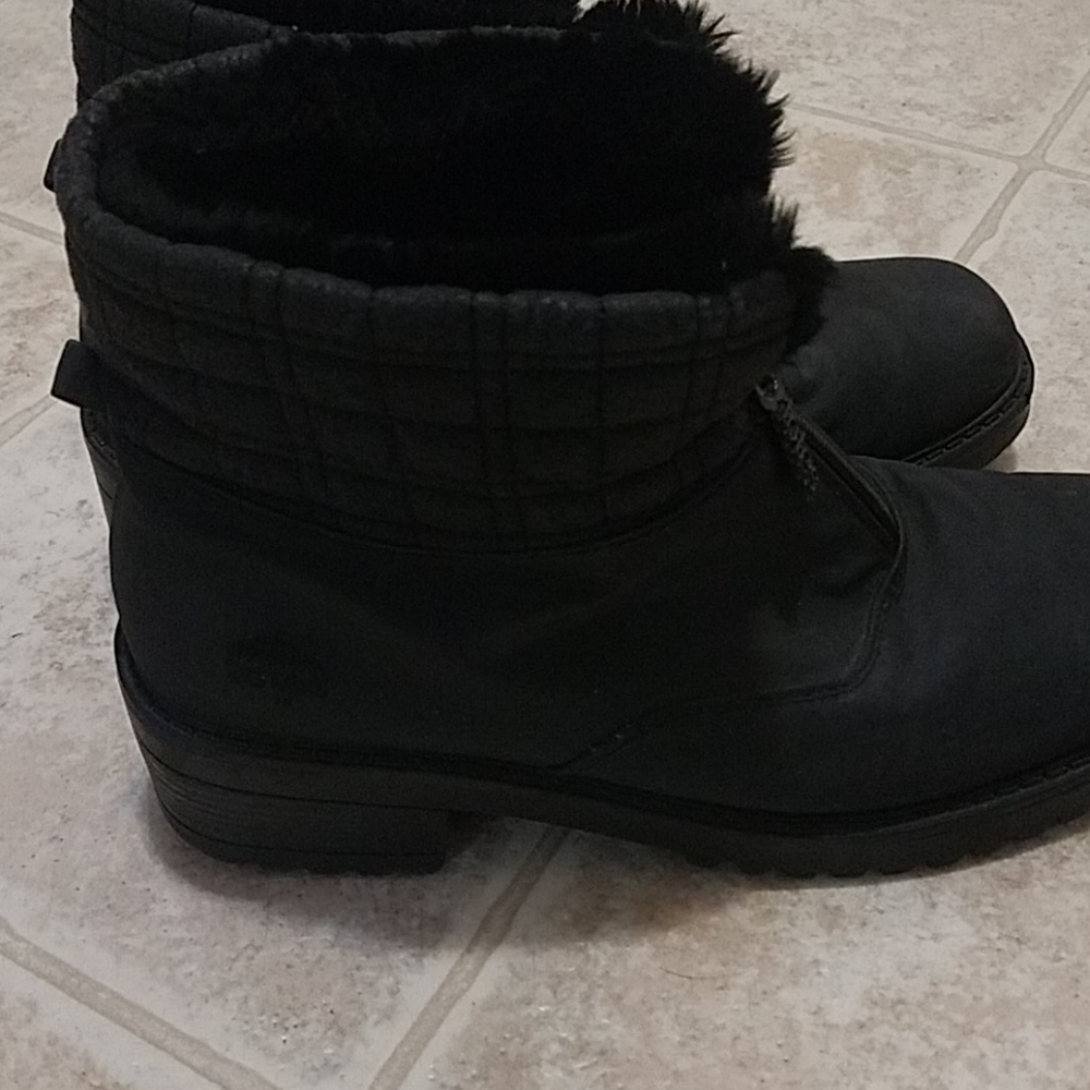 Totes black ankle quilted winter boots 9M *FLAWS - Picture 4 of 10